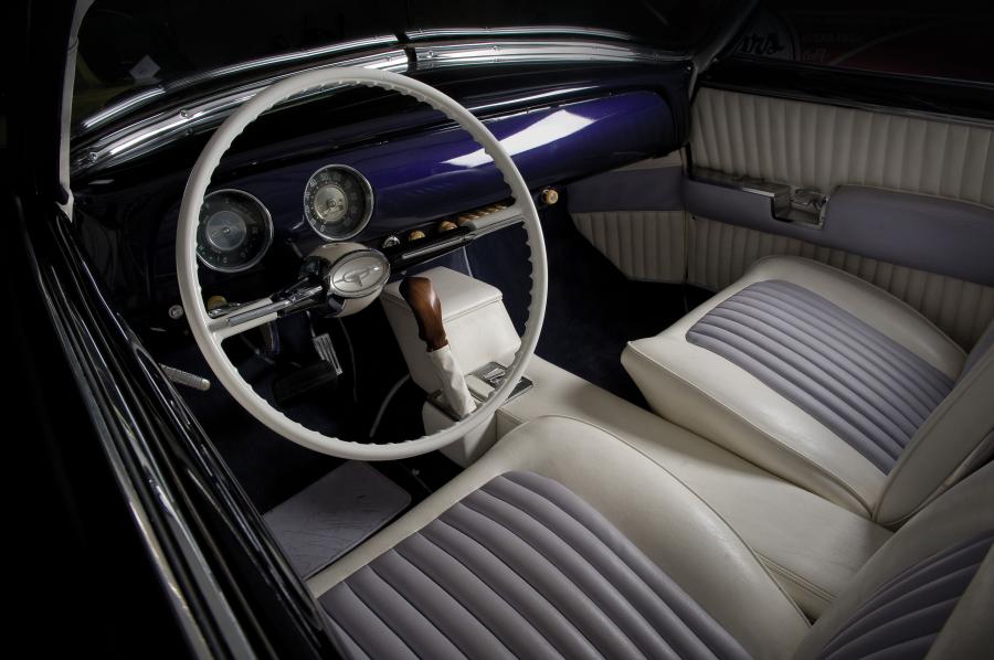  Chevrolet La Jolla Custom Coupe 1951 года  (фото 6 из 8)
